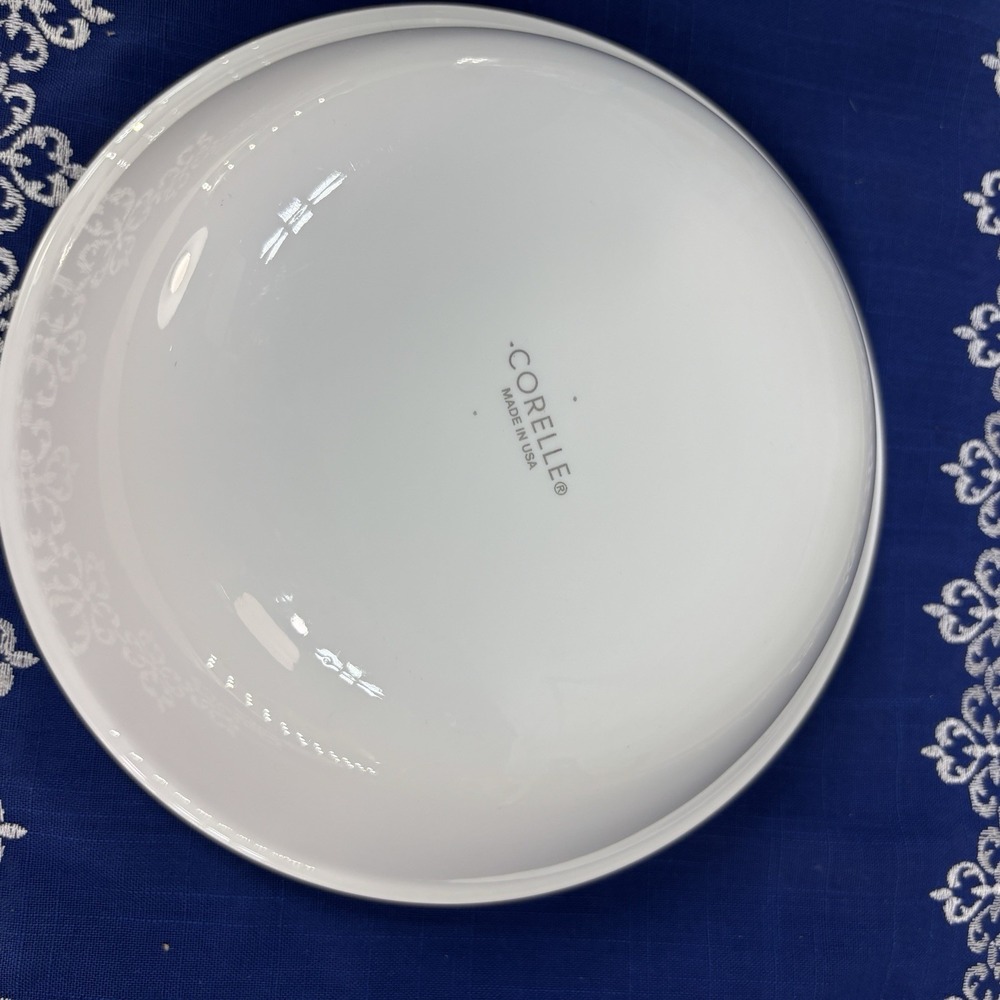 Corelle Winter Frost White medium round serving bowl Vitrelle 8.25"